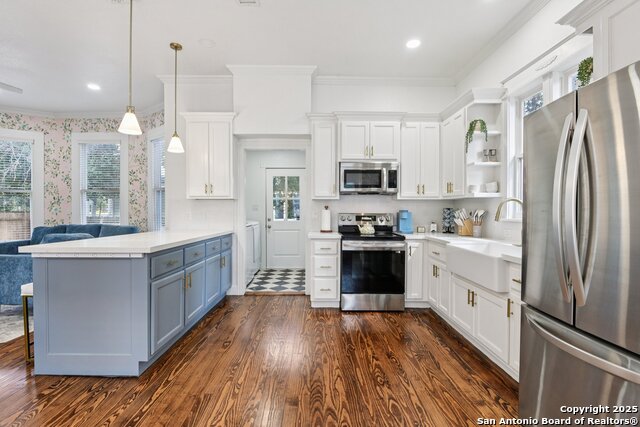 Image 22 of 45 For 802 Pine N 