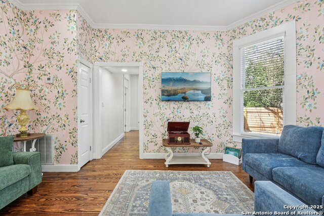 Image 40 of 45 For 802 Pine N 
