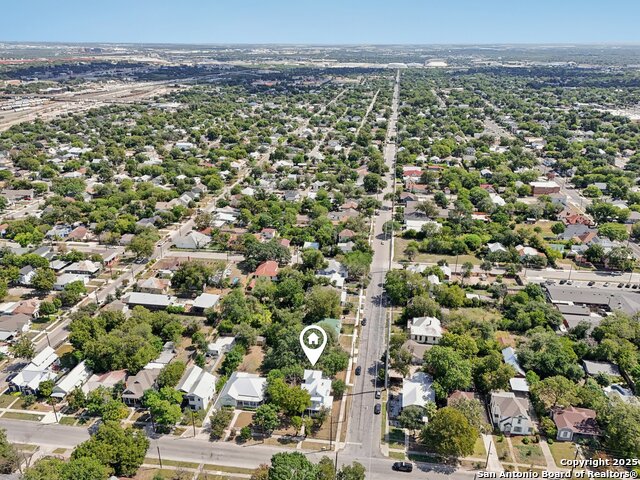 Image 43 of 45 For 802 Pine N 
