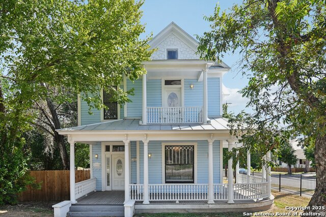 Image 8 of 45 For 802 Pine N 