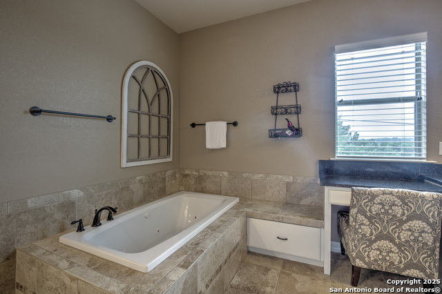 Image 18 of 50 For 1350 Colleen