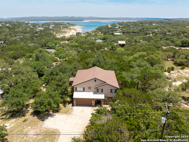 Image 39 of 50 For 1350 Colleen