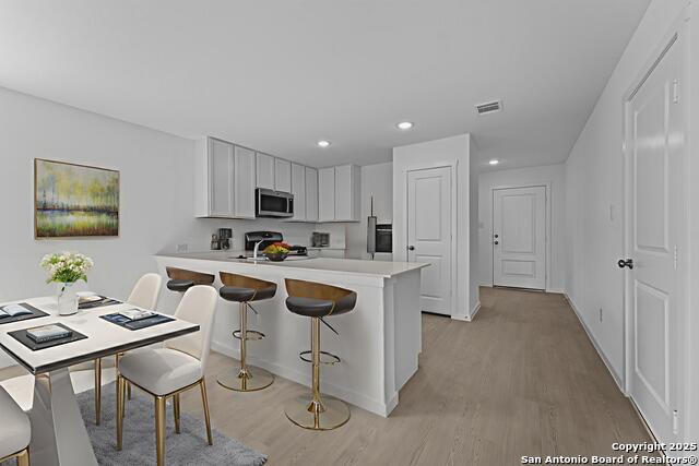 Image 5 of 20 For 100 Vista View