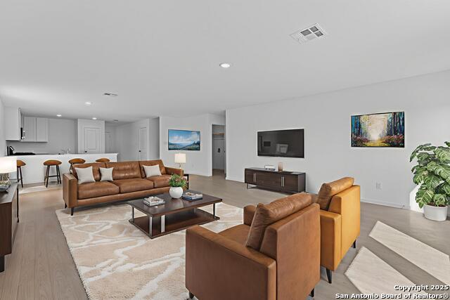 Image 8 of 20 For 100 Vista View