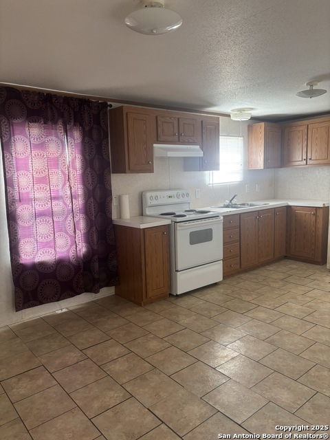 Image 5 of 15 For 434 Cedar Hill