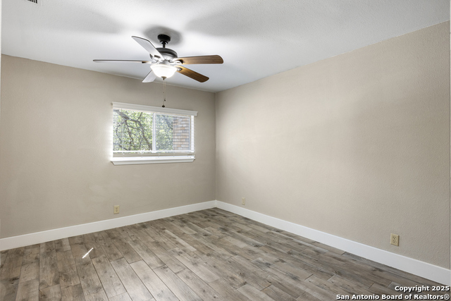Listing photo id 21 for 4119 Medical 206d