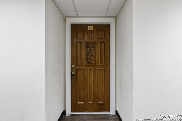 Listing photo id 7 for 4119 Medical 206d