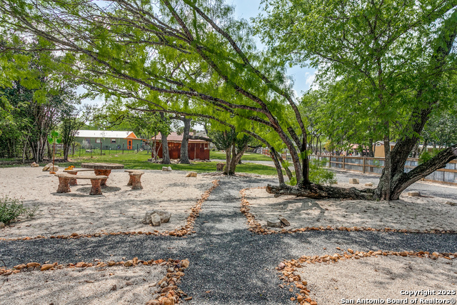 Image 42 of 71 For 615 15th  