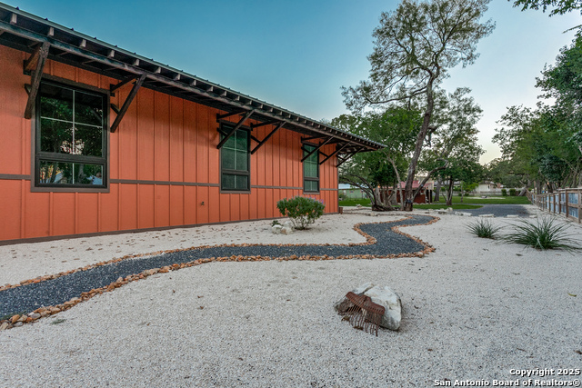 Image 65 of 71 For 615 15th  