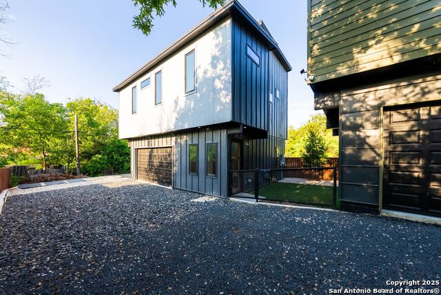 Details for 108 Vine St  103, San Antonio, TX 78210