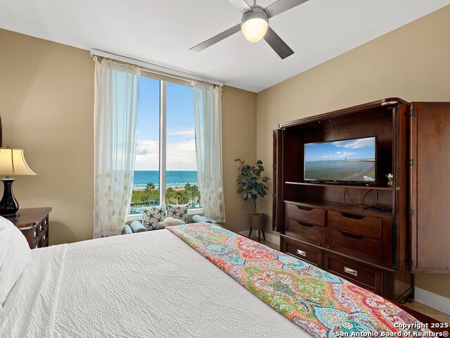 Image 10 of 35 For 310a Padre Blvd 603