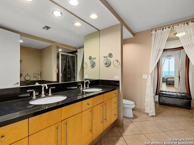 Image 11 of 35 For 310a Padre Blvd 603