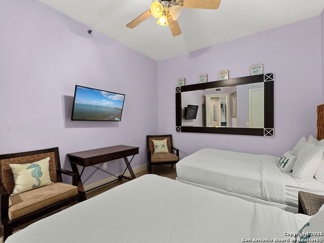 Image 17 of 35 For 310a Padre Blvd 603