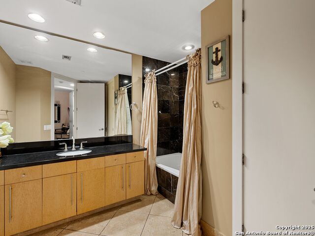 Image 18 of 35 For 310a Padre Blvd 603