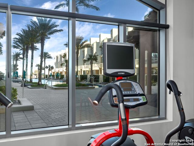 Image 28 of 35 For 310a Padre Blvd 603