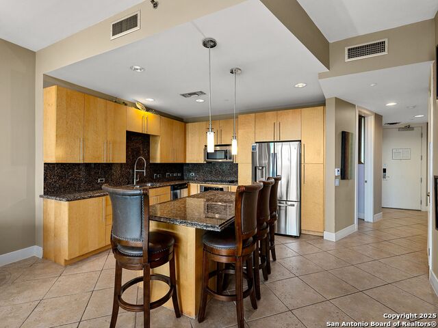 Image 4 of 35 For 310a Padre Blvd 603