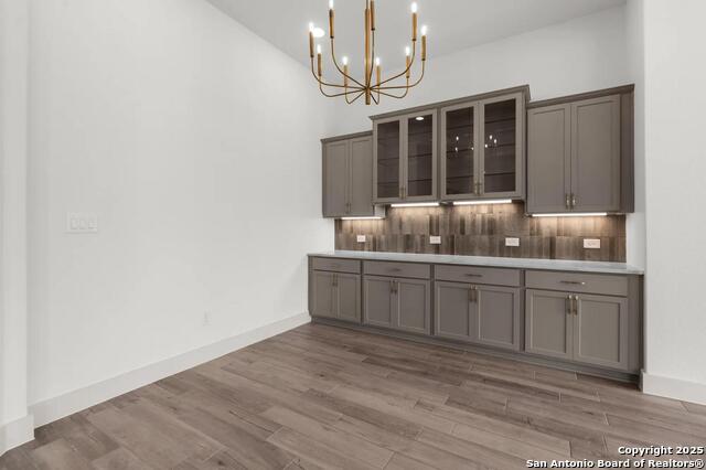 Image 10 of 33 For 3037 Bristow Park