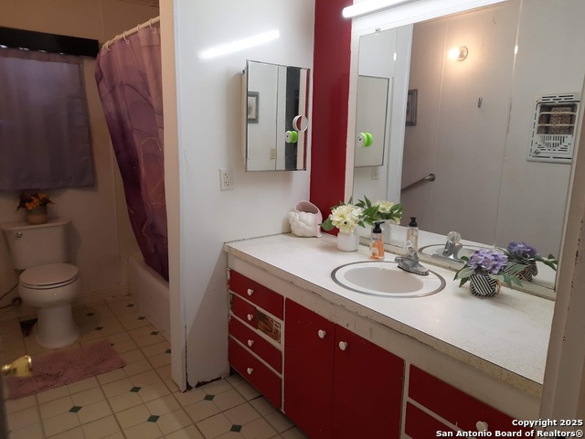 Image 17 of 38 For 13631 Us Highway 181 S