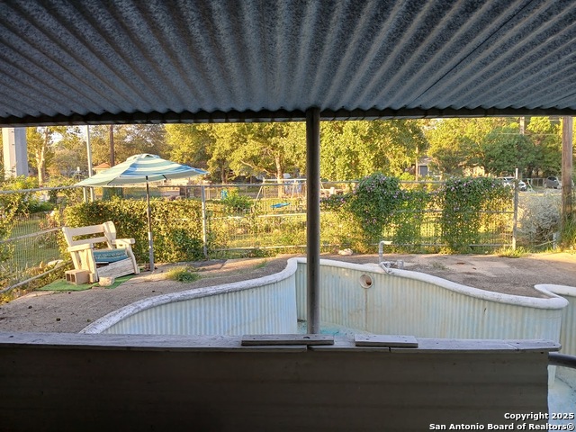 Image 35 of 38 For 13631 Us Highway 181 S