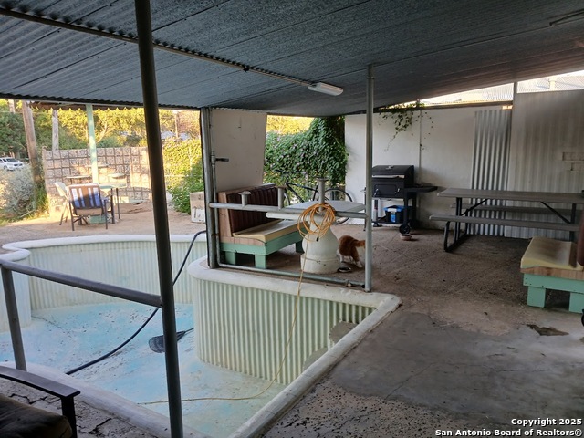 Image 36 of 38 For 13631 Us Highway 181 S