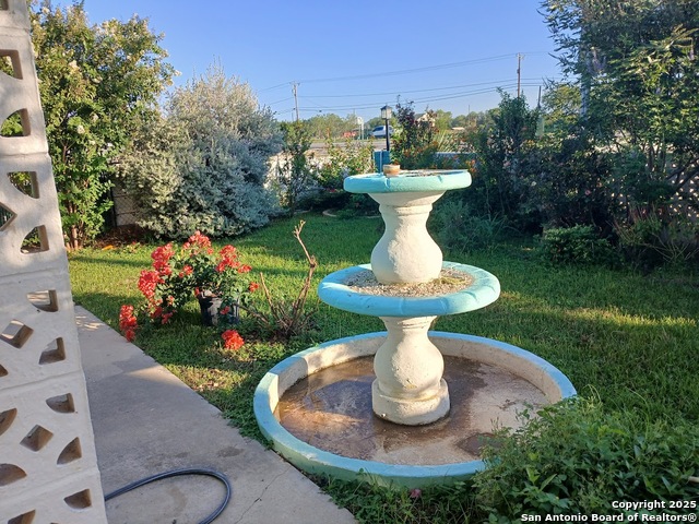 Image 4 of 38 For 13631 Us Highway 181 S