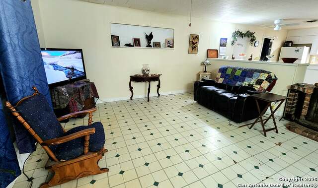 Image 9 of 38 For 13631 Us Highway 181 S