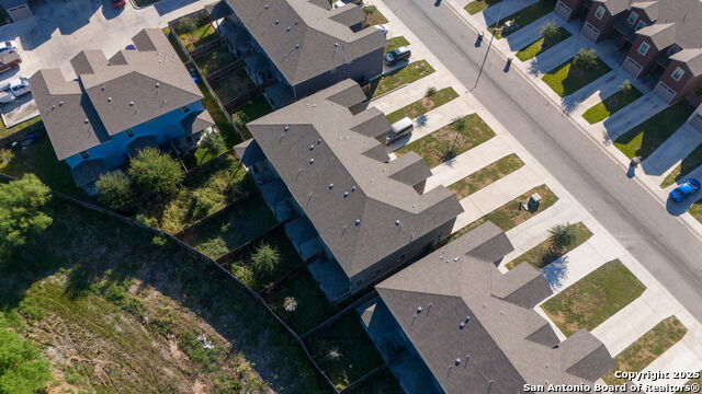 Image 3 of 4 For 6950 Lakeview