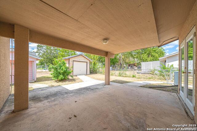 Image 22 of 34 For 8631 Big Creek