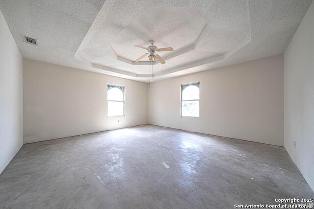 Image 23 of 34 For 8631 Big Creek