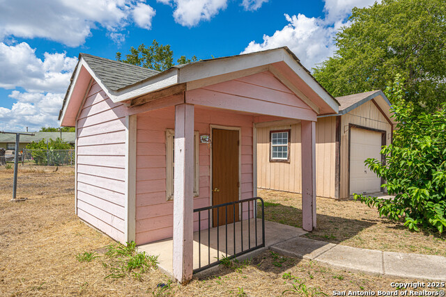 Image 26 of 34 For 8631 Big Creek