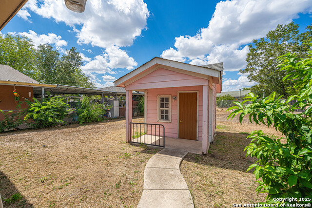 Image 27 of 34 For 8631 Big Creek