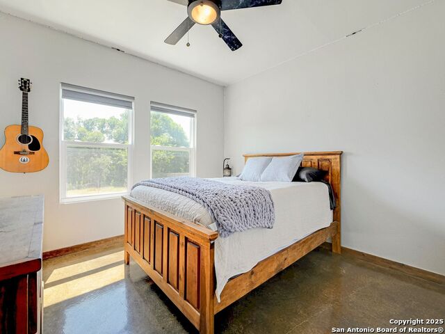 Image 25 of 63 For 6766 Spring Branch Road