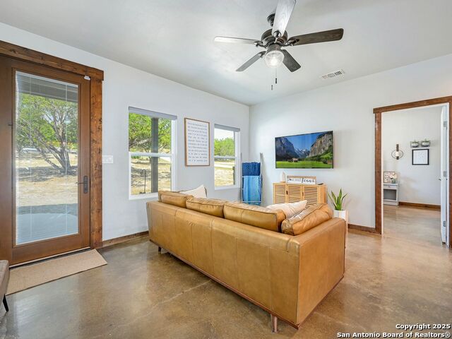 Image 6 of 63 For 6766 Spring Branch Road