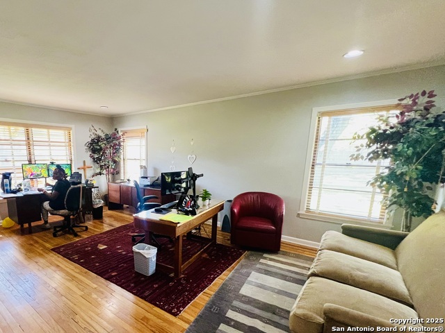 Listing photo id 11 for 3004 Nacogdoches