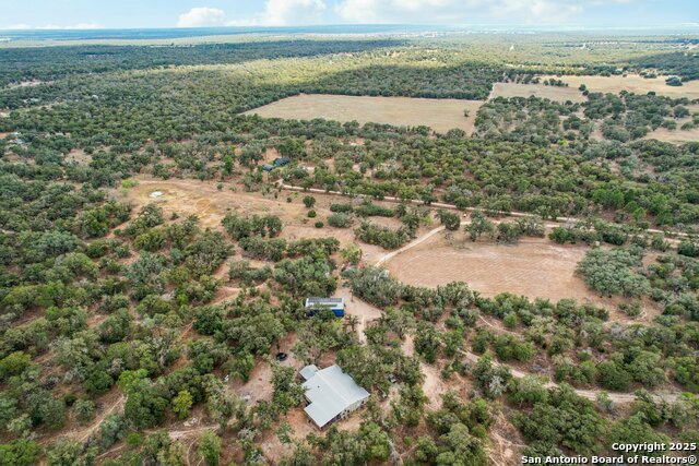 Listing photo id 34 for 3001 Curry  