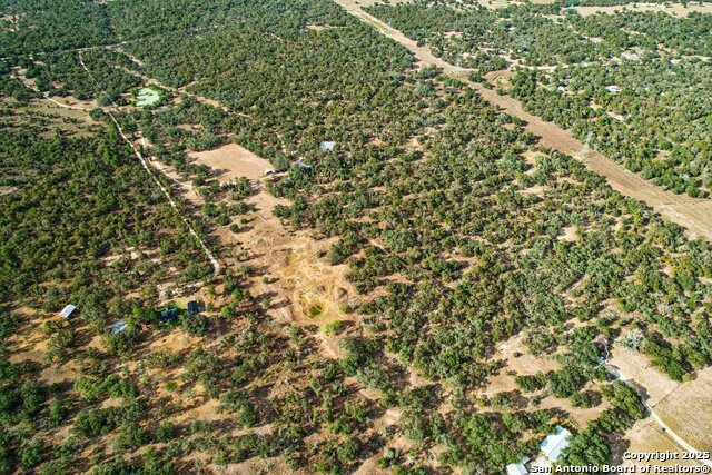 Listing photo id 37 for 3001 Curry  