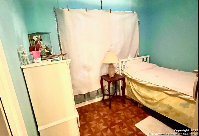 Image 10 of 19 For 635 Kendalia