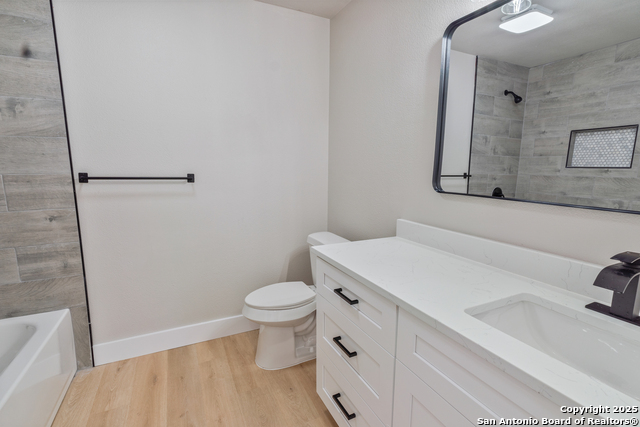 Image 21 of 27 For 907 Amigo