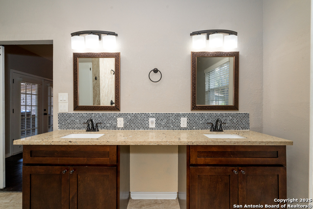 Image 26 of 42 For 2810 Cork Cove