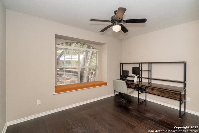 Image 28 of 42 For 2810 Cork Cove