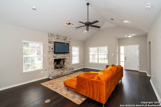 Image 6 of 42 For 2810 Cork Cove