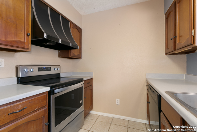 Image 10 of 29 For 4802 Canary Cir