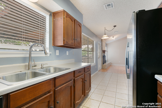 Image 11 of 29 For 4802 Canary Cir