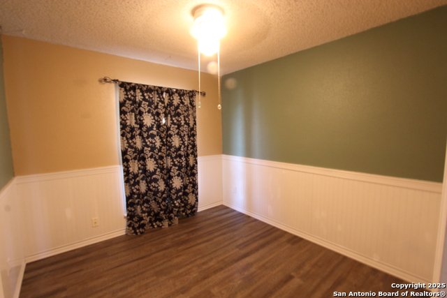 Image 17 of 29 For 4802 Canary Cir