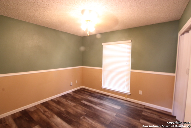 Image 20 of 29 For 4802 Canary Cir