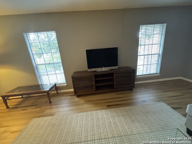 Image 10 of 41 For 7500 Callaghan Apt 254