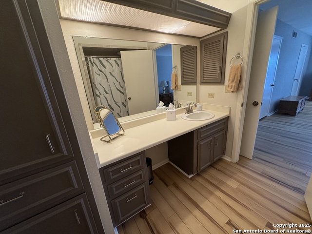 Image 40 of 41 For 7500 Callaghan Apt 254