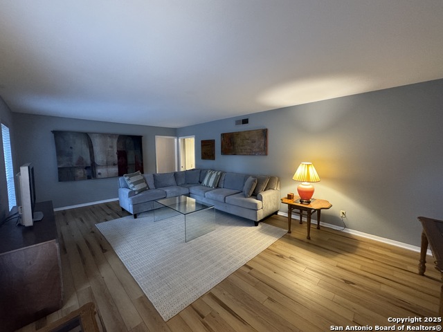 Image 8 of 41 For 7500 Callaghan Apt 254