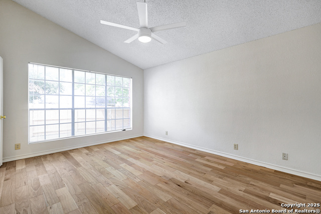 Image 22 of 31 For 9339 Tifton  