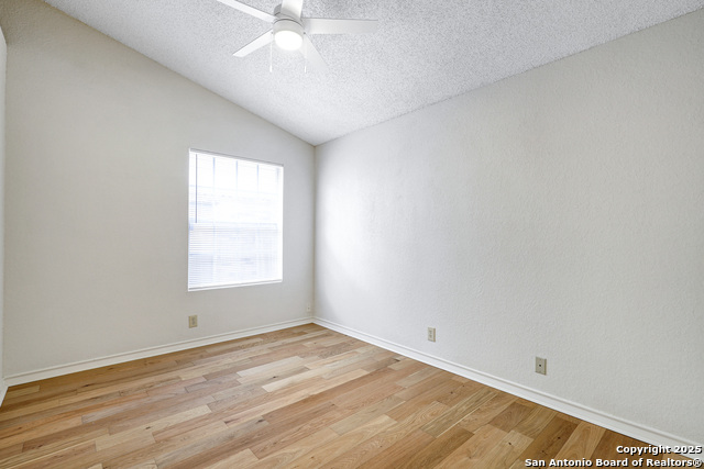 Image 26 of 31 For 9339 Tifton  